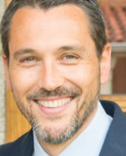 Gabriel Miguel Rubio - Claustro UIE