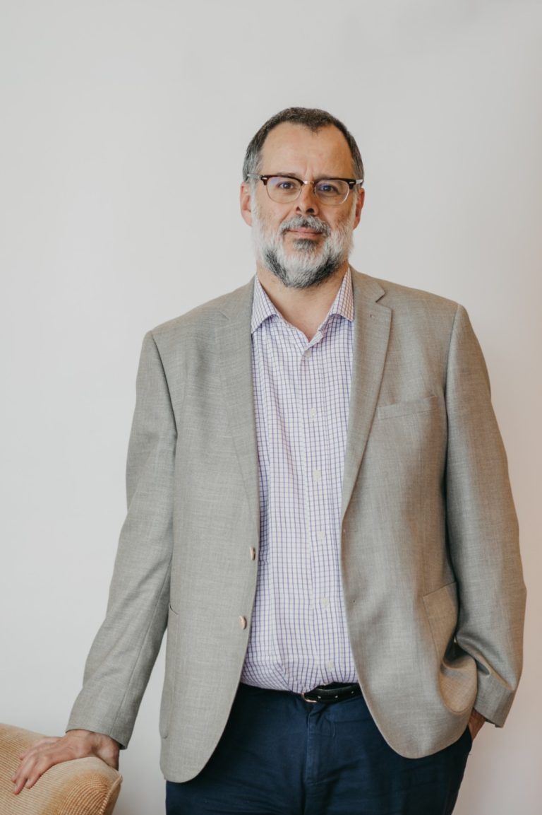 Nicolás Sánchez Docente UIE