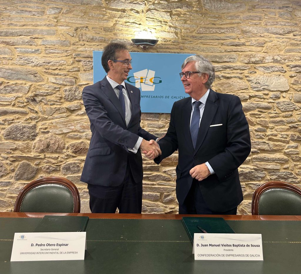 Firma convenio UIE y CEG