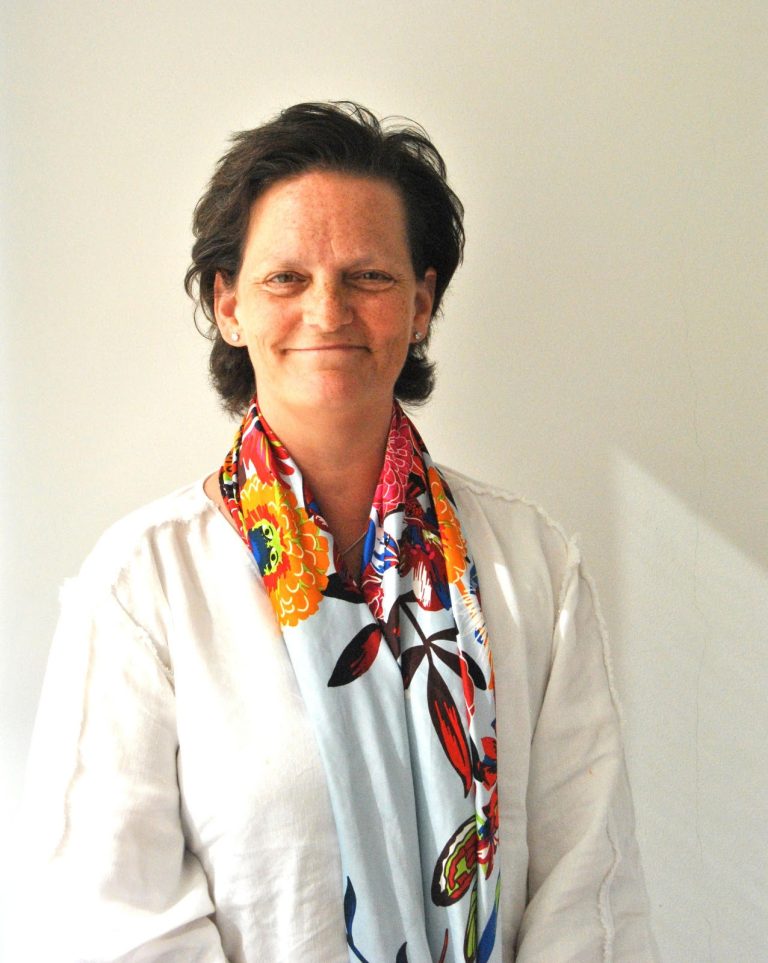 Yolanda Molares - Docente UIE