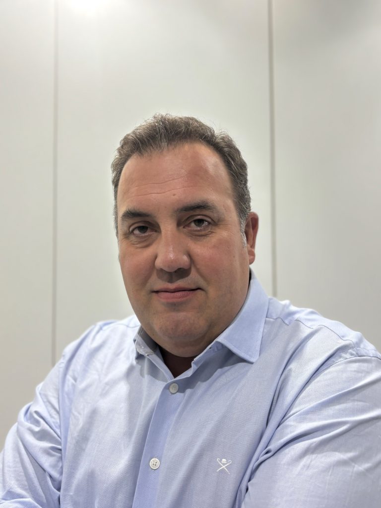 Diego Estévez - Docente UIE