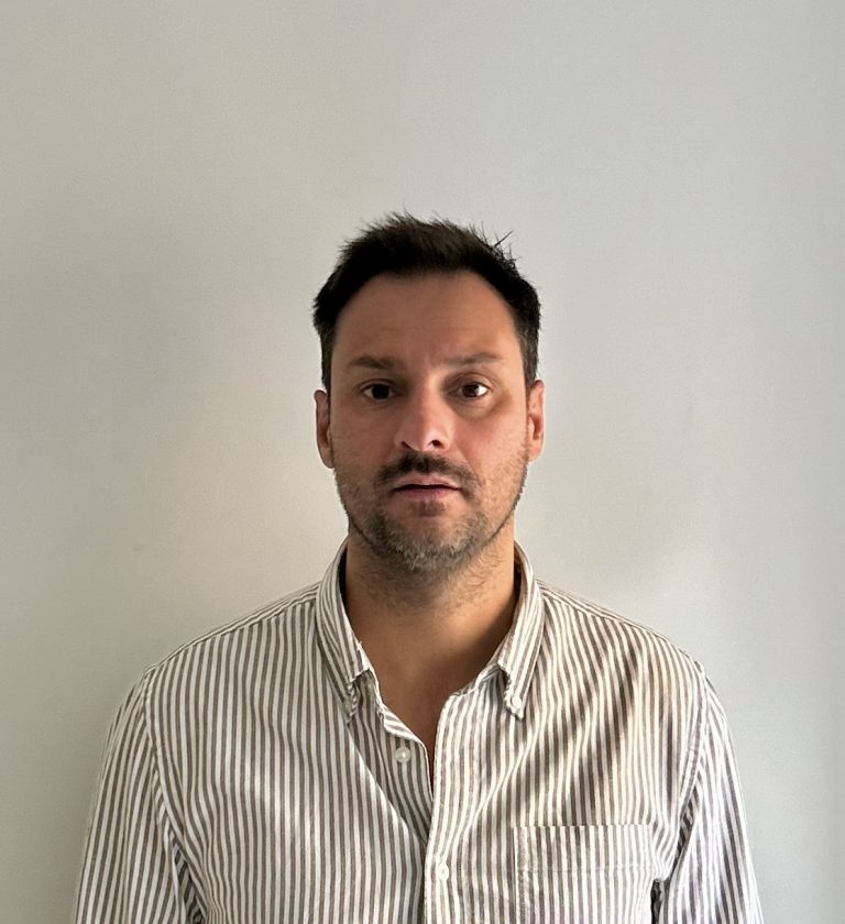 Salvador Herrera - Docente UIE